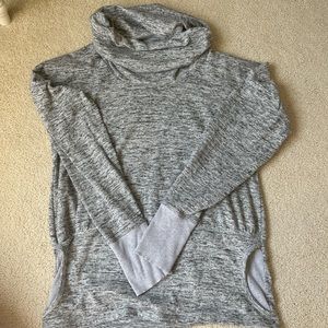 heathered grey turtle neck sweatshirt